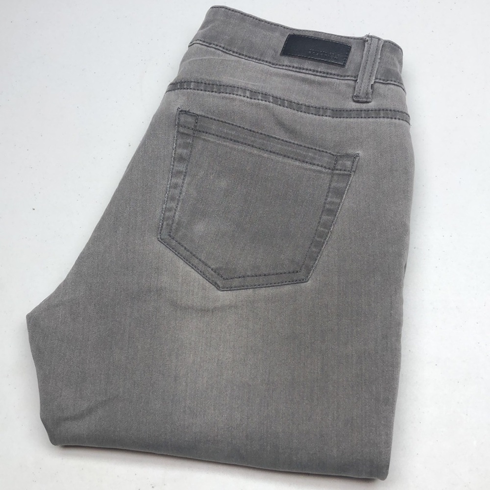 KENNETH COLE GRAY SKINNY JEANS 6/28x27 ⭐️